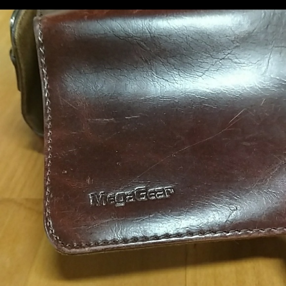 Camera case - Picture 2 of 4